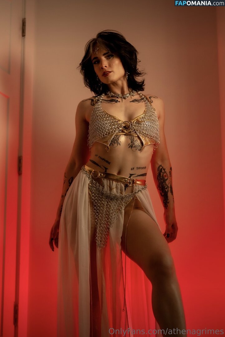Athena Grimes / athena.cos / pinkemilki Desnudo OnlyFans  Foto filtrada #2