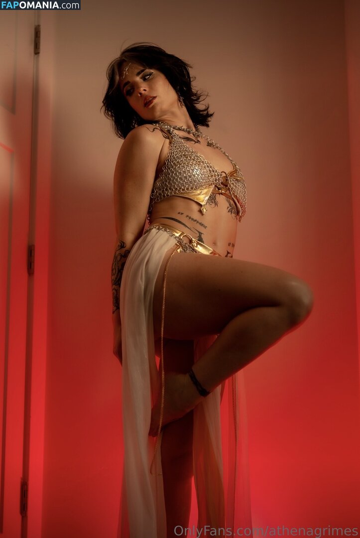 Athena Grimes / athena.cos / pinkemilki Desnudo OnlyFans  Foto filtrada #4