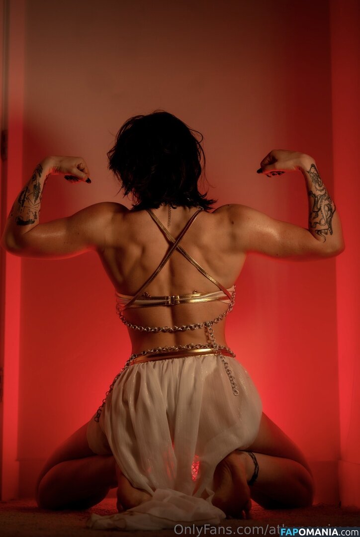 Athena Grimes / athena.cos / pinkemilki Desnudo OnlyFans  Foto filtrada #15