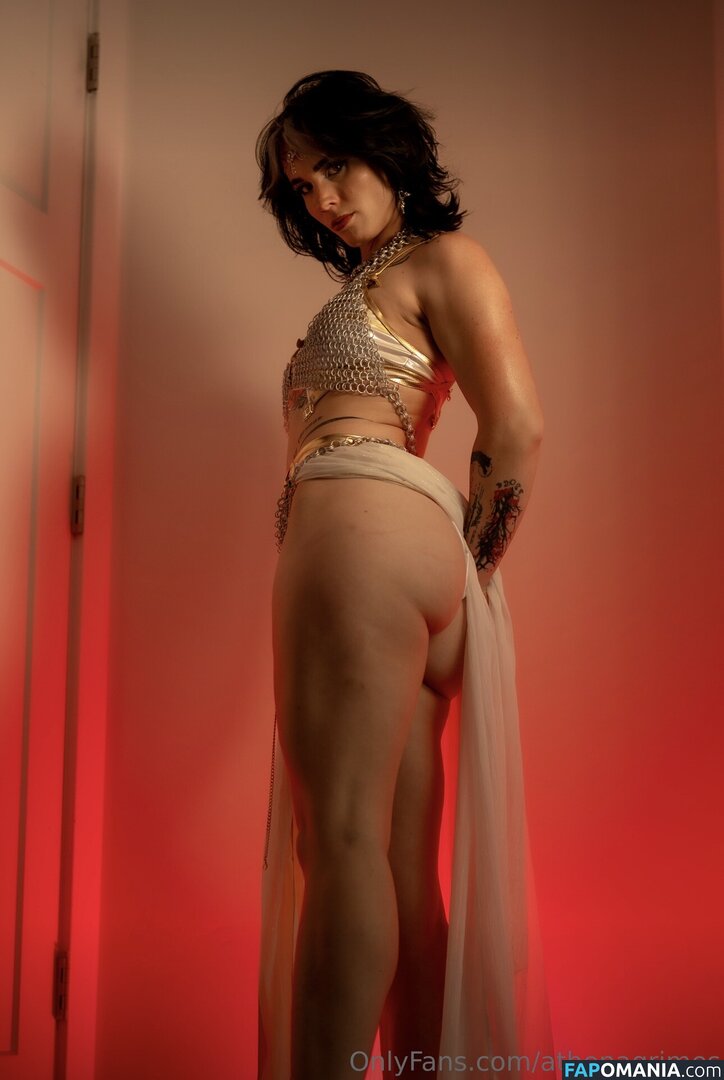 Athena Grimes / athena.cos / pinkemilki Desnudo OnlyFans  Foto filtrada #17