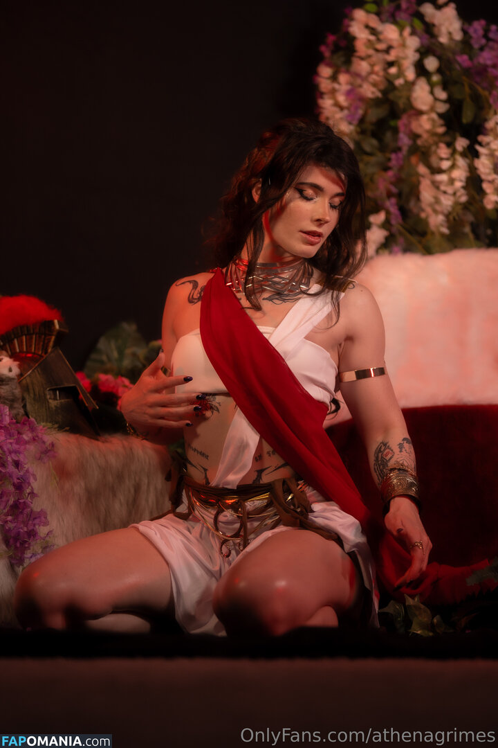 Athena Grimes / athena.cos / pinkemilki Desnudo OnlyFans  Foto filtrada #39