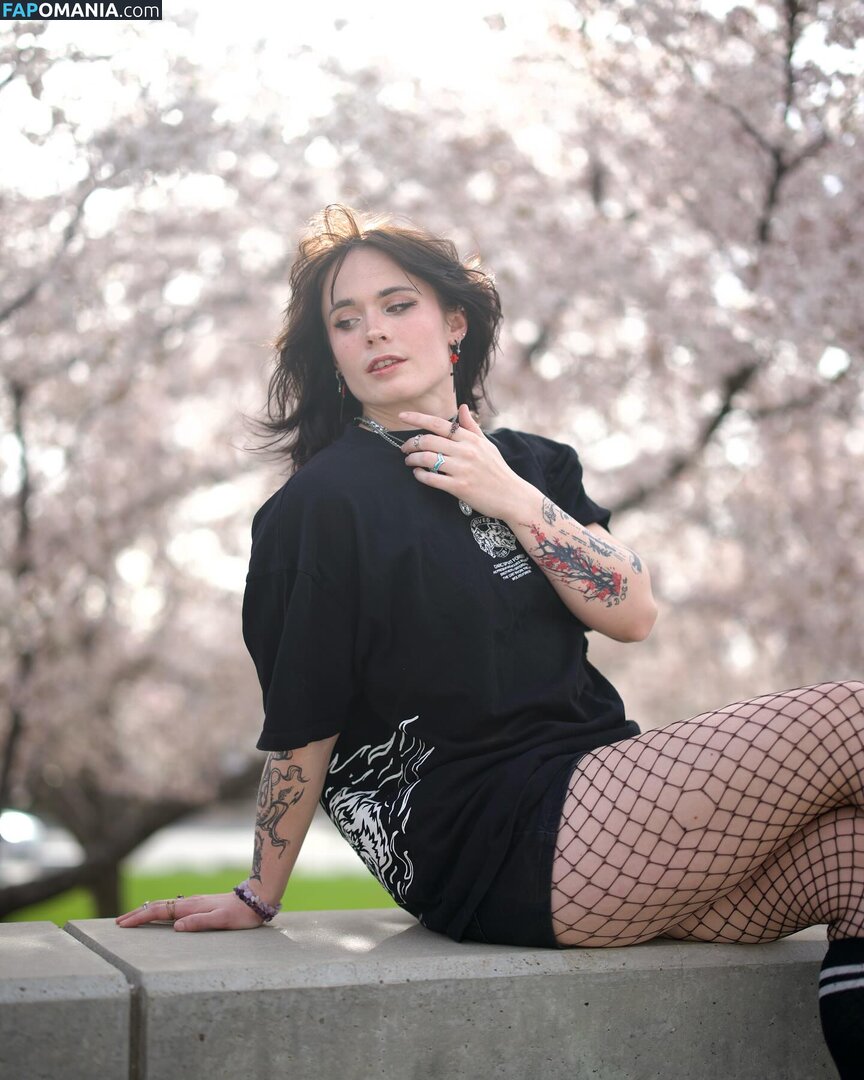 Athena Grimes / athena.grimes_ / athena__grimes / athena_grimes / athenagrimes Desnudo OnlyFans  Foto filtrada #8