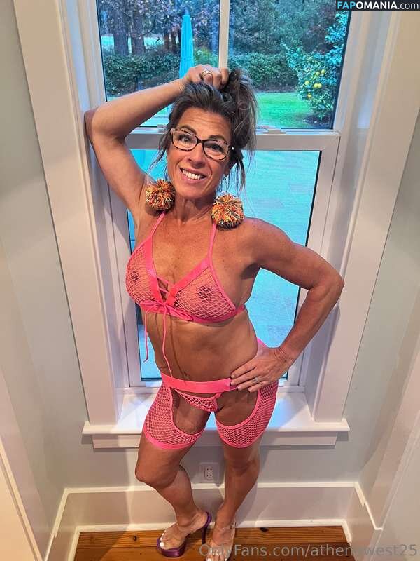 AthenaWest / athenawest25 / https: Desnudo OnlyFans  Foto filtrada #10