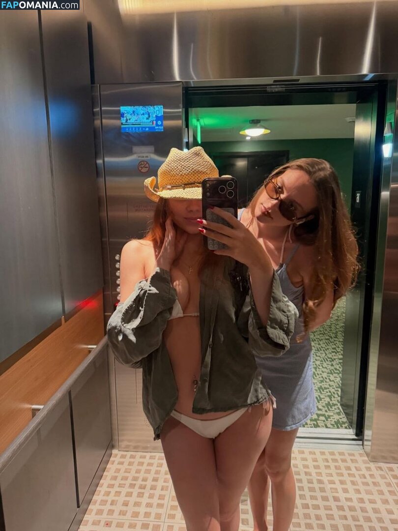 Aurorafoxxxx / scarlettaaurora / ursweetscar / yoursweetaurora Desnudo OnlyFans  Foto filtrada #14