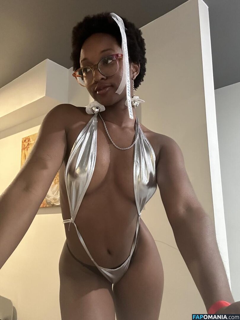 Ava V Marie Desnudo OnlyFans  Foto filtrada #4