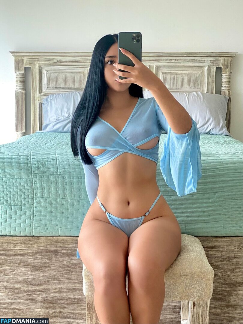 AvMadeleine Desnudo OnlyFans  Foto filtrada #33