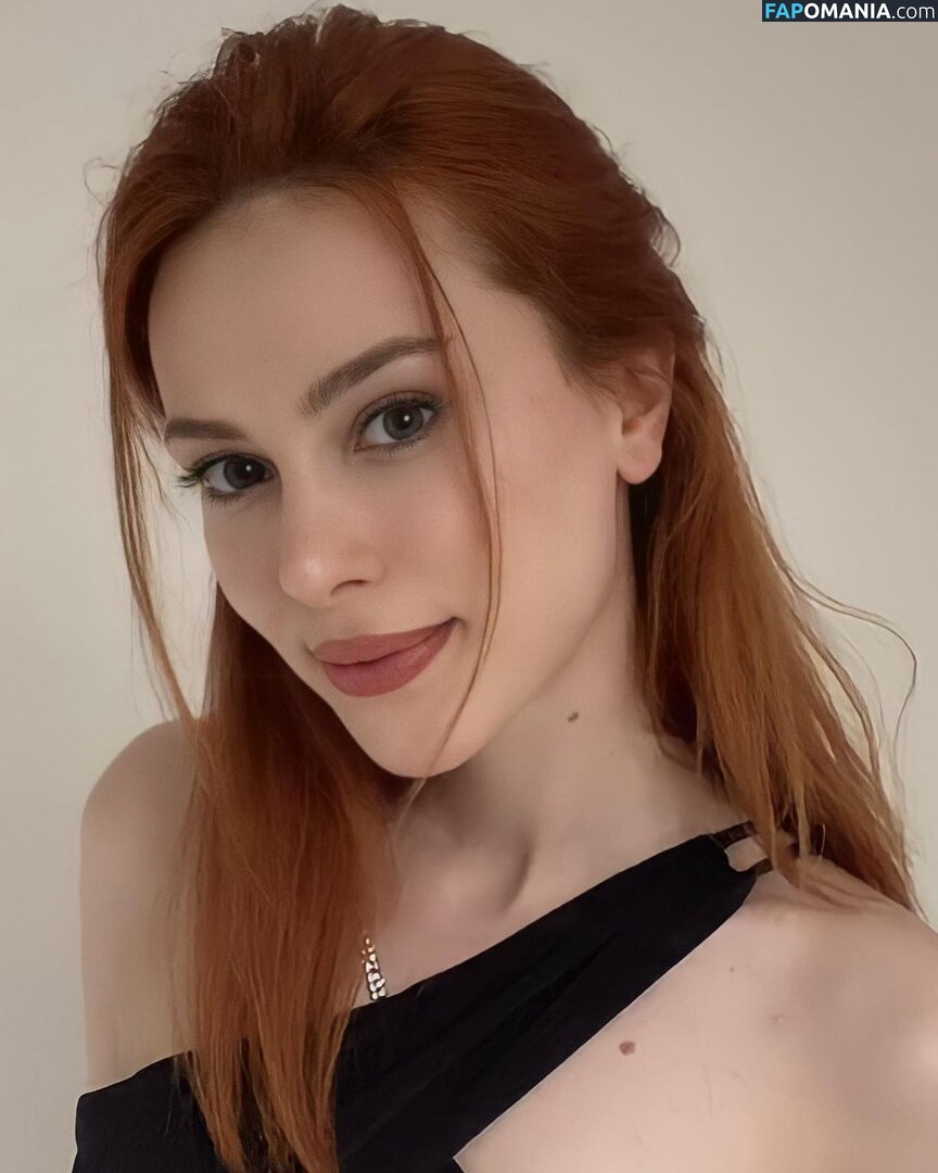 Aysennyuksel / moonbae.8 Desnudo OnlyFans  Foto filtrada #5
