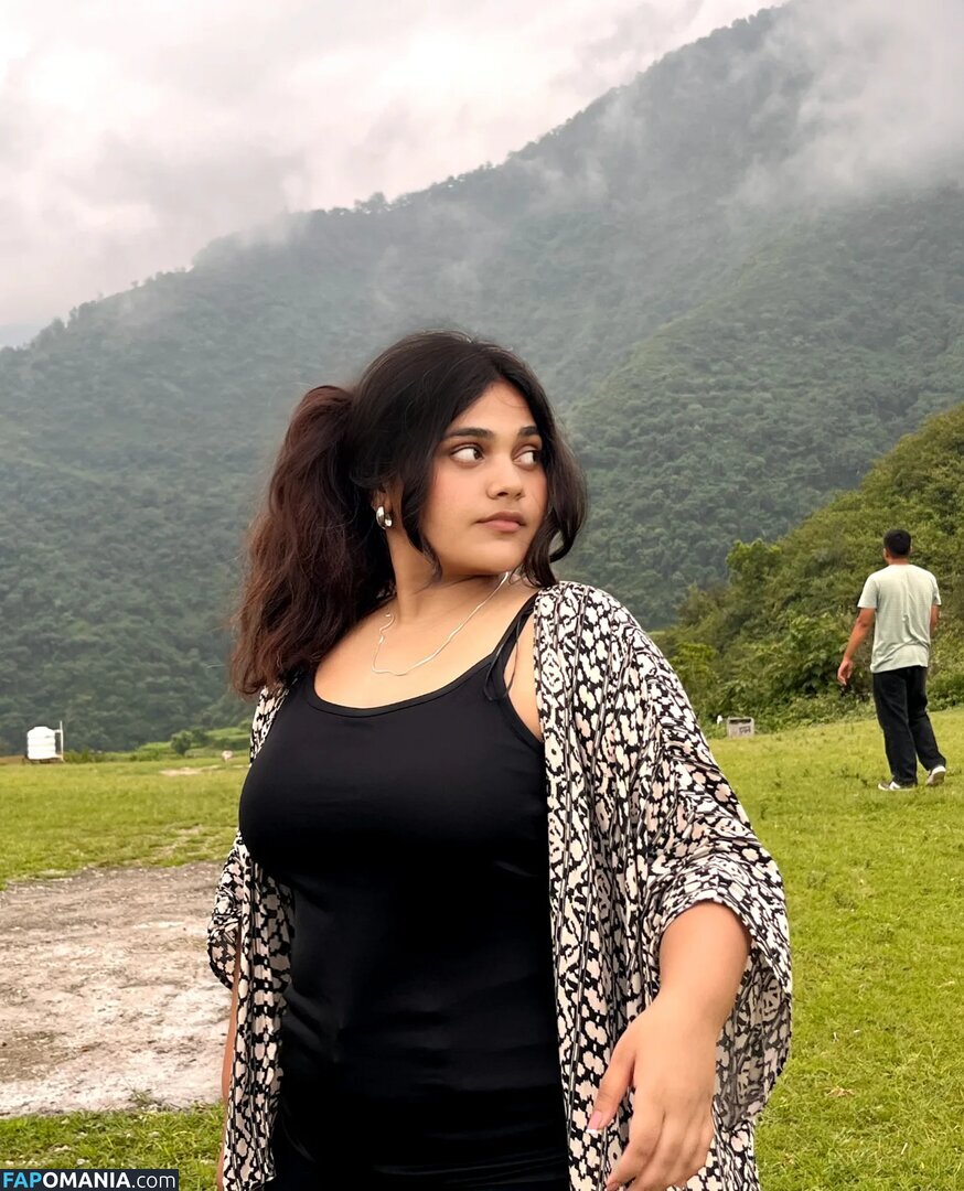 ayushi bhardwaj / ayushi_bhardwajj Desnudo OnlyFans  Foto filtrada #9