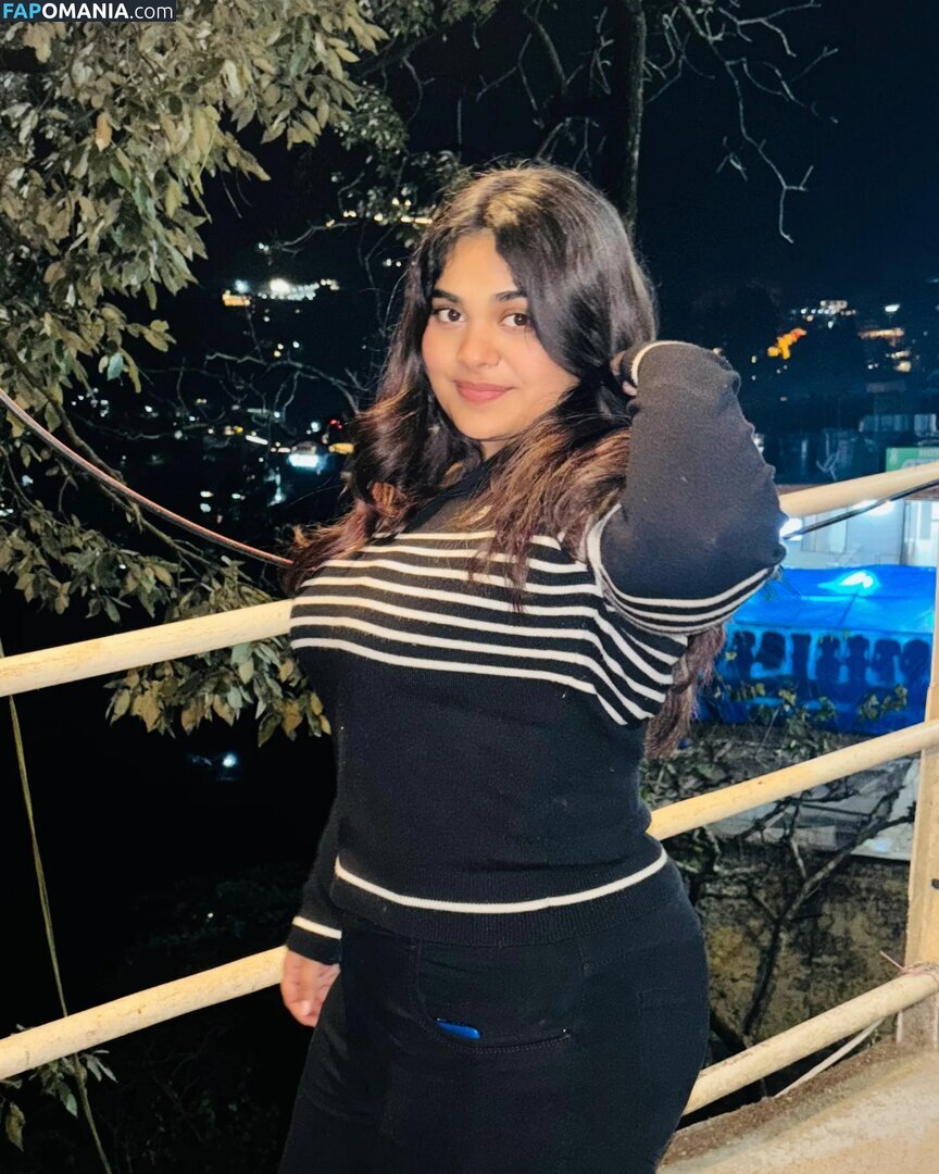 ayushi bhardwaj / ayushi_bhardwajj Desnudo OnlyFans  Foto filtrada #13