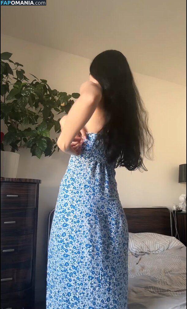 B_u_l_o_c_h_k_a / bulochkatyt Desnudo OnlyFans  Foto filtrada #1123
