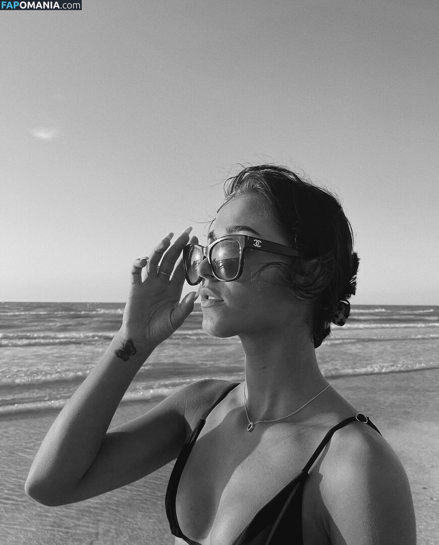 Bella / bellahadid / bellaraee Desnudo OnlyFans  Foto filtrada #5