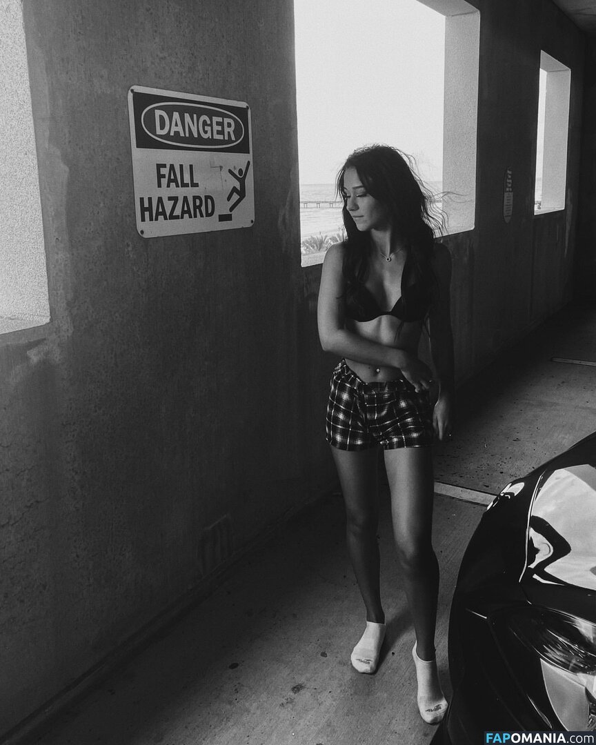 Bella / bellahadid / bellaraee Desnudo OnlyFans  Foto filtrada #6