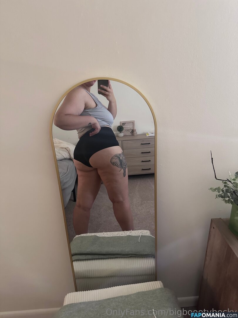 bigboootybecky / bigbootybecka_ Desnudo OnlyFans  Foto filtrada #8