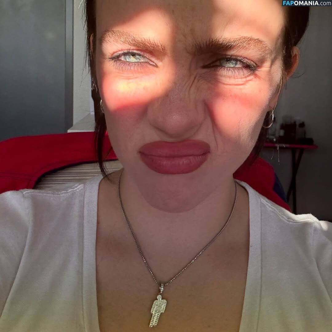 Billie Eilish / Fake / billeeilish / billieeilish Desnudo OnlyFans  Foto filtrada #2239