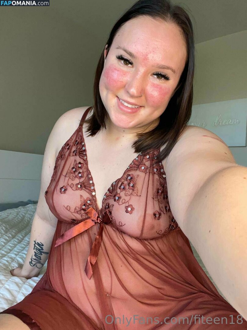 bisexualcollegegirl / rubitout Desnudo OnlyFans  Foto filtrada #5