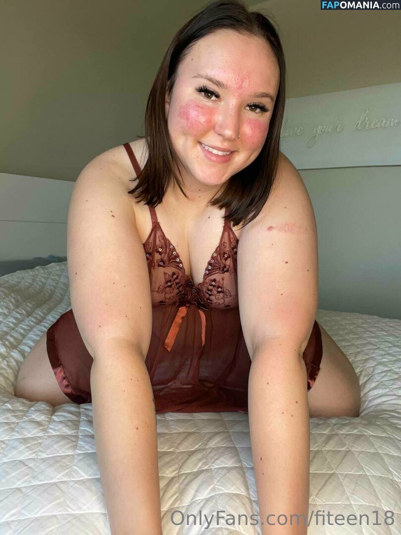 bisexualcollegegirl / rubitout Desnudo OnlyFans  Foto filtrada #6