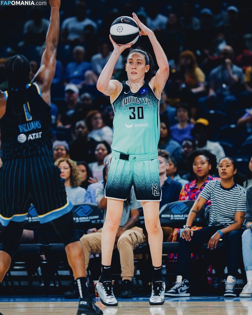 Breanna Stewart / WNBA Player / breannastewart30 Desnudo OnlyFans  Foto filtrada #5