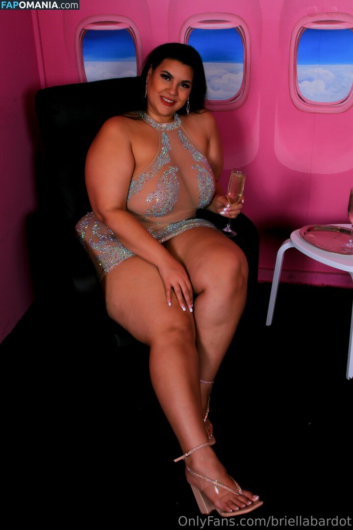 briellabardot / buttercream19 Desnudo OnlyFans  Foto filtrada #79