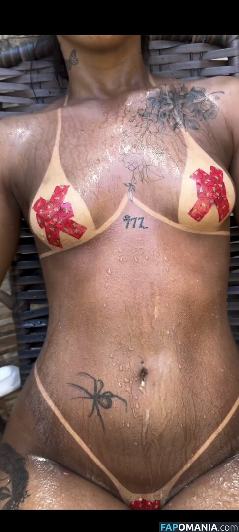 Bronzeamento Natural / biquini marquinha de fita / https: / lorynhadejery / terracodobronze / zer00um Desnudo OnlyFans  Foto filtrada #14