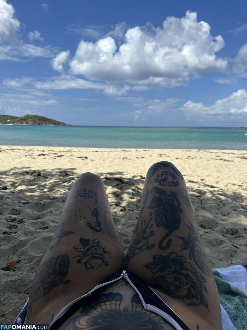 Brookemarkhaa / TattedTeddy / bmarkhaa Desnudo OnlyFans  Foto filtrada #1