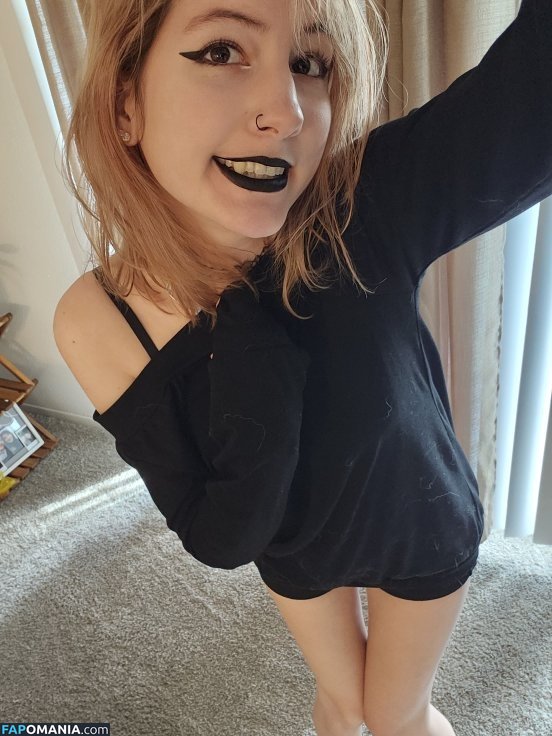 Bunimilk / Valslittleblog / Valsweetz Desnudo OnlyFans  Foto filtrada #143