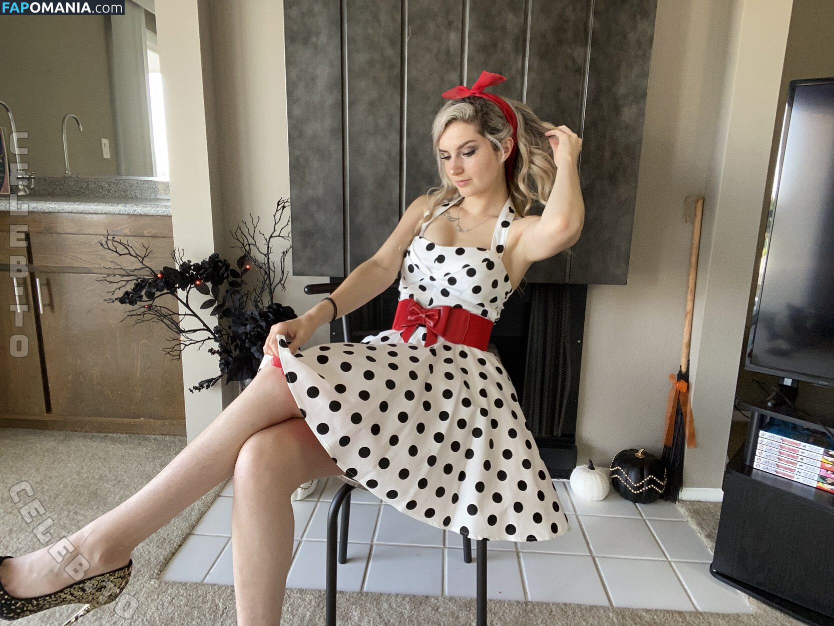 Busy B Asmr / busybasmr Desnudo OnlyFans  Foto filtrada #1070