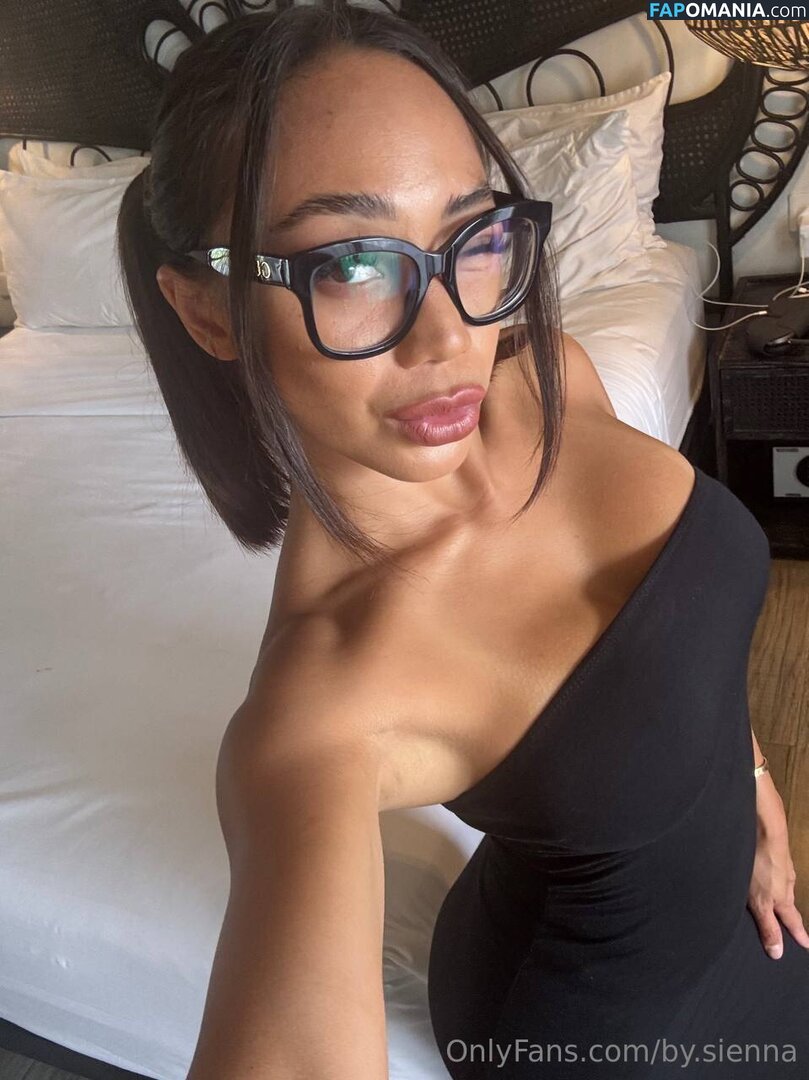 by.sienna / bysienna / byysienna Desnudo OnlyFans  Foto filtrada #7
