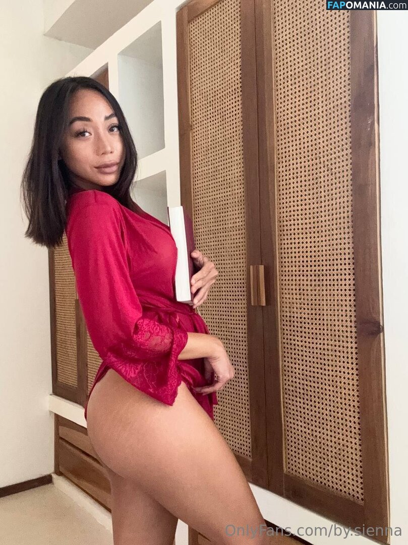 by.sienna / bysienna / byysienna Desnudo OnlyFans  Foto filtrada #9