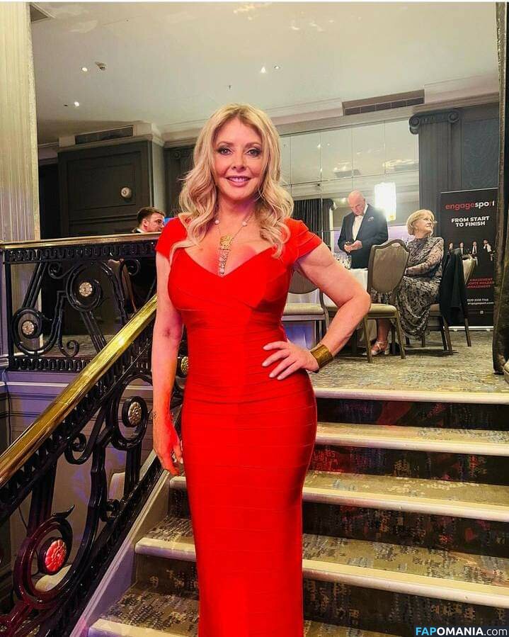 Carol Vorderman Desnudo OnlyFans  Foto filtrada #7