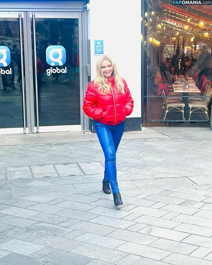 Carol Vorderman Desnudo OnlyFans  Foto filtrada #459