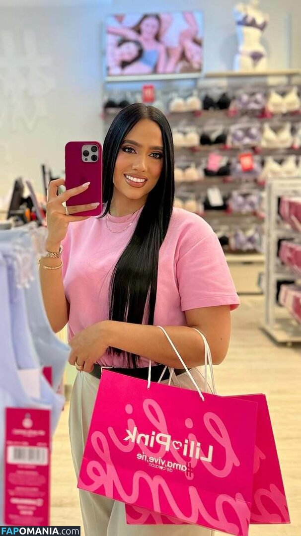 Cecilia Rossell / ceciliarossellhn Desnudo OnlyFans  Foto filtrada #19