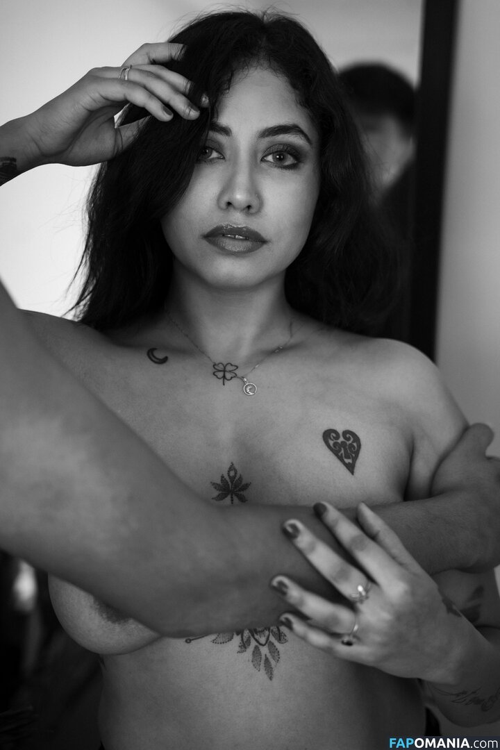 Chandrika Desai / Chandrika Passionica Desnudo OnlyFans  Foto filtrada #128