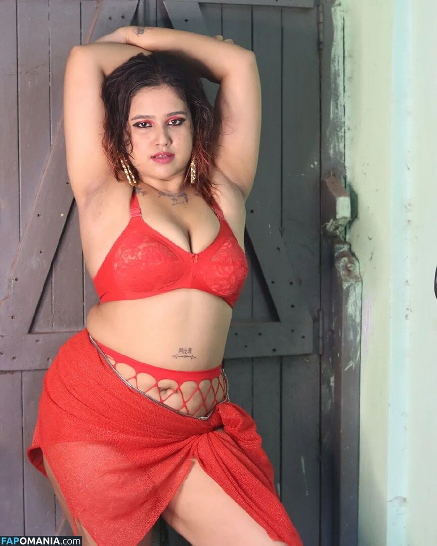 Chandrika Desai / Chandrika Passionica Desnudo OnlyFans  Foto filtrada #153