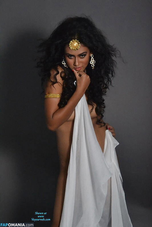 Chandrika Desai / Chandrika Passionica Desnudo OnlyFans  Foto filtrada #449