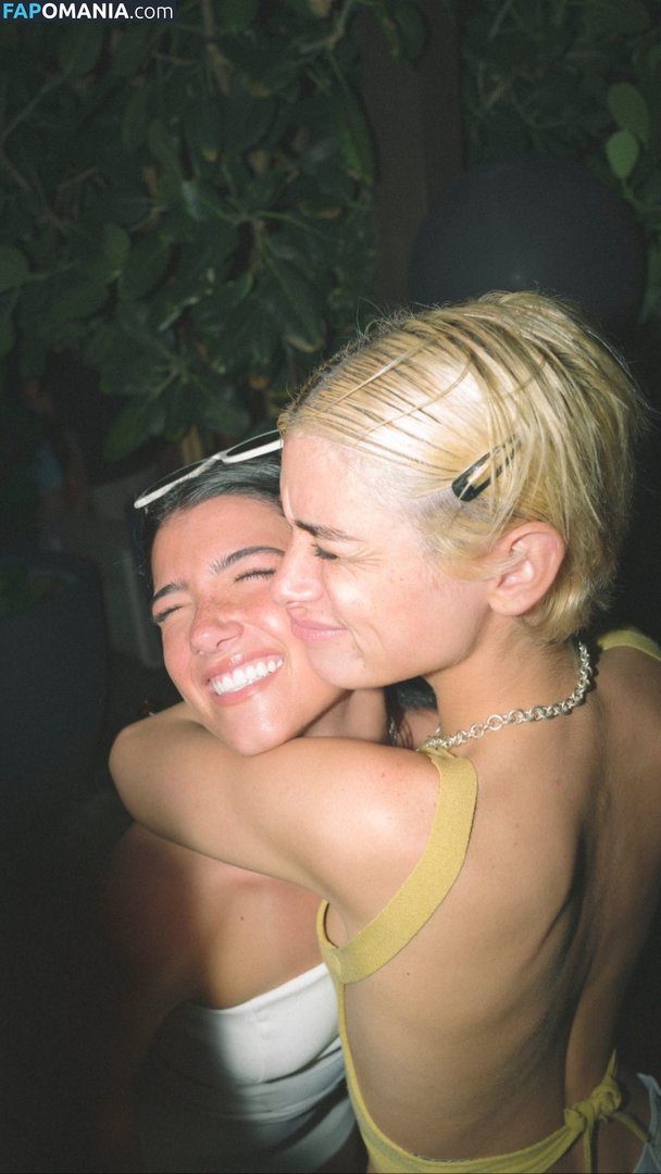 Charli D'Amelio / Charli Damelio / charlidamelio / charliesdamelio Desnudo OnlyFans  Foto filtrada #45