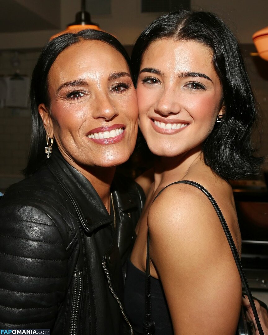 Charli D'Amelio / Charli Damelio / charlidamelio / charliesdamelio Desnudo OnlyFans  Foto filtrada #1473