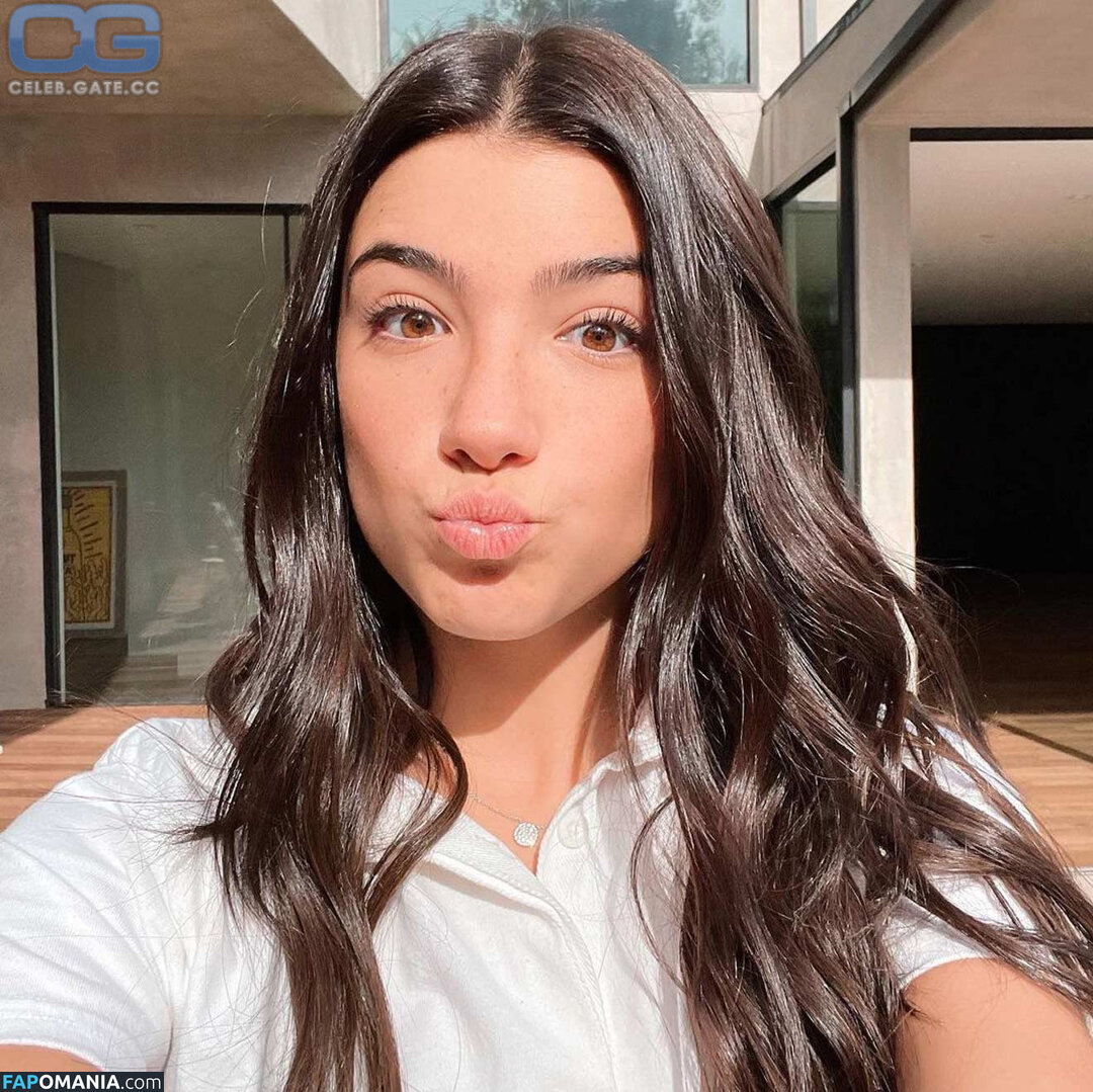 Charli D'Amelio / Charli Damelio / charlidamelio / charliesdamelio Desnudo OnlyFans  Foto filtrada #1557