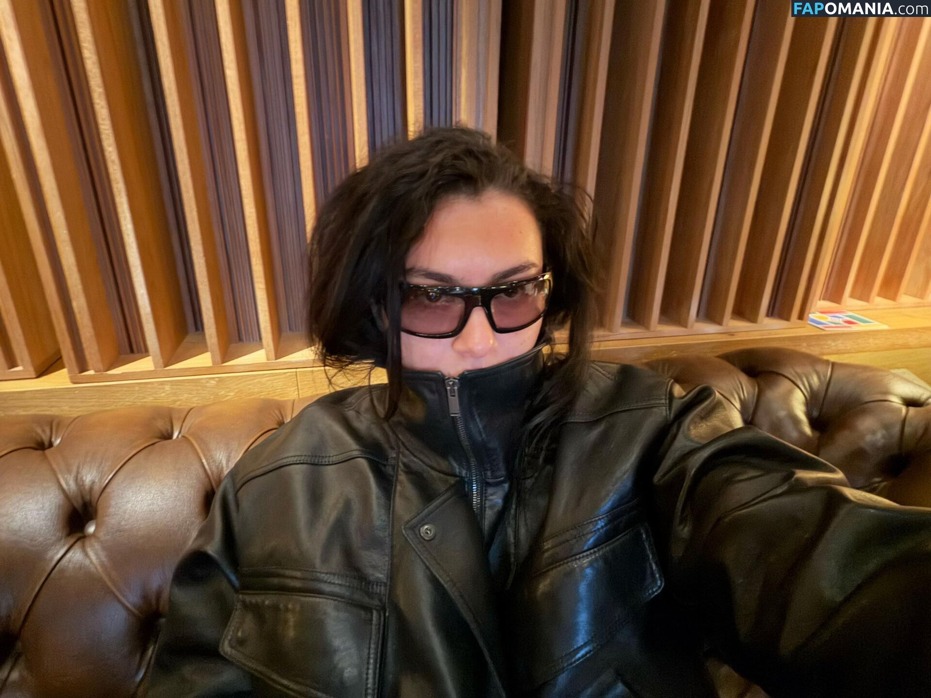 Charli XCX / charli_xcx / charlignarly / charlixcx / https: Desnudo OnlyFans  Foto filtrada #1290