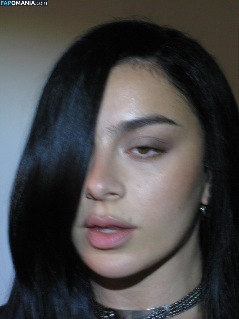 Charli XCX / charli_xcx / charlignarly / charlixcx / https: Desnudo OnlyFans  Foto filtrada #1294