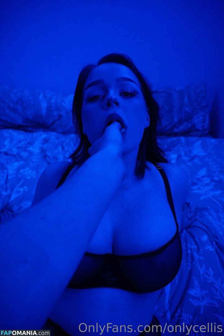clara00ellis / onlycellis Desnudo OnlyFans  Foto filtrada #18