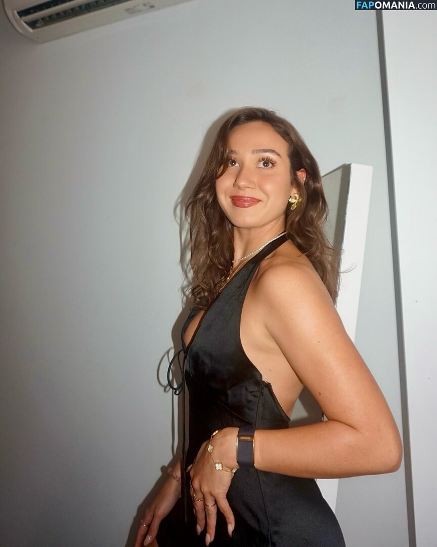 Courtney Sarault / court_sarault / courtsarault / https: Desnudo OnlyFans  Foto filtrada #26