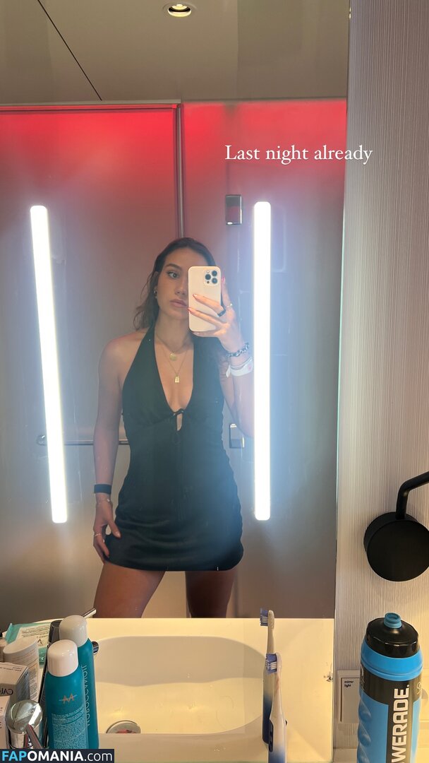 Courtney Sarault / court_sarault / courtsarault / https: Desnudo OnlyFans  Foto filtrada #29