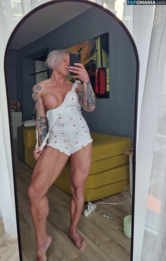 chelseypleasant / crazyxbody / https: / musclegirlxxx Desnudo OnlyFans  Foto filtrada #216