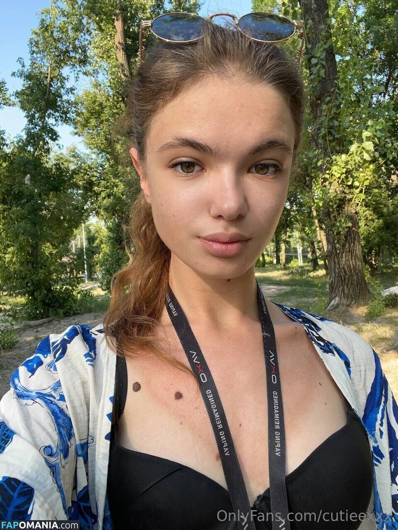 cutieexxx / lil_cutieexx Desnudo OnlyFans  Foto filtrada #4