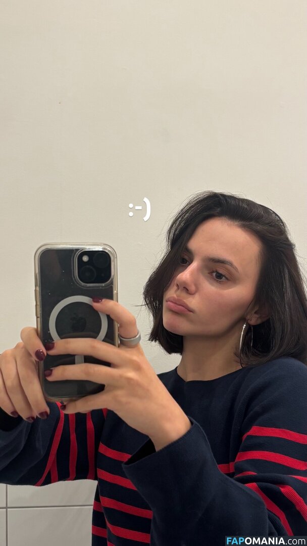 Dafne Keen / dafnefeetworld / dafnekeen Desnudo OnlyFans  Foto filtrada #1