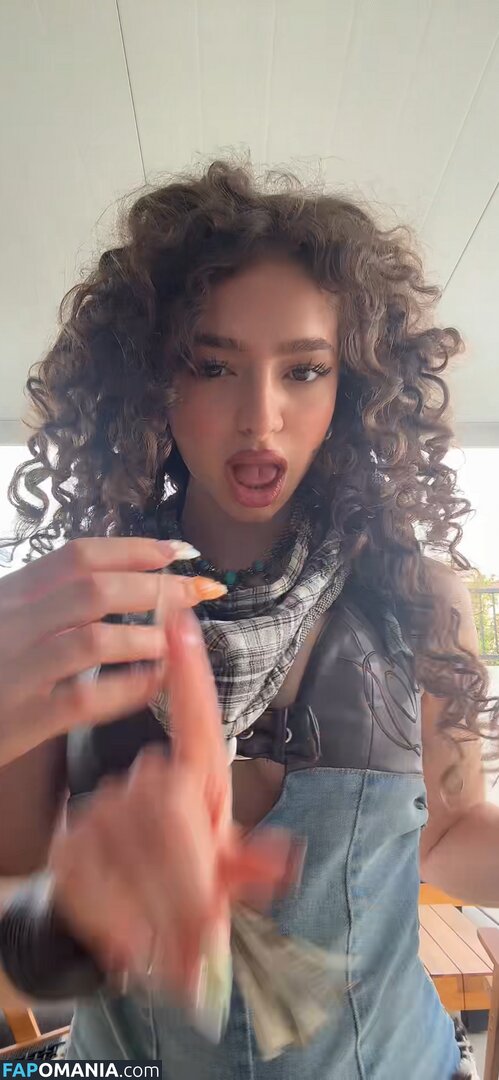 Demitra Kalogeras / demitrakalogeras Desnudo OnlyFans  Foto filtrada #20