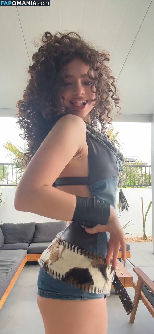 Demitra Kalogeras / demitrakalogeras Desnudo OnlyFans  Foto filtrada #30