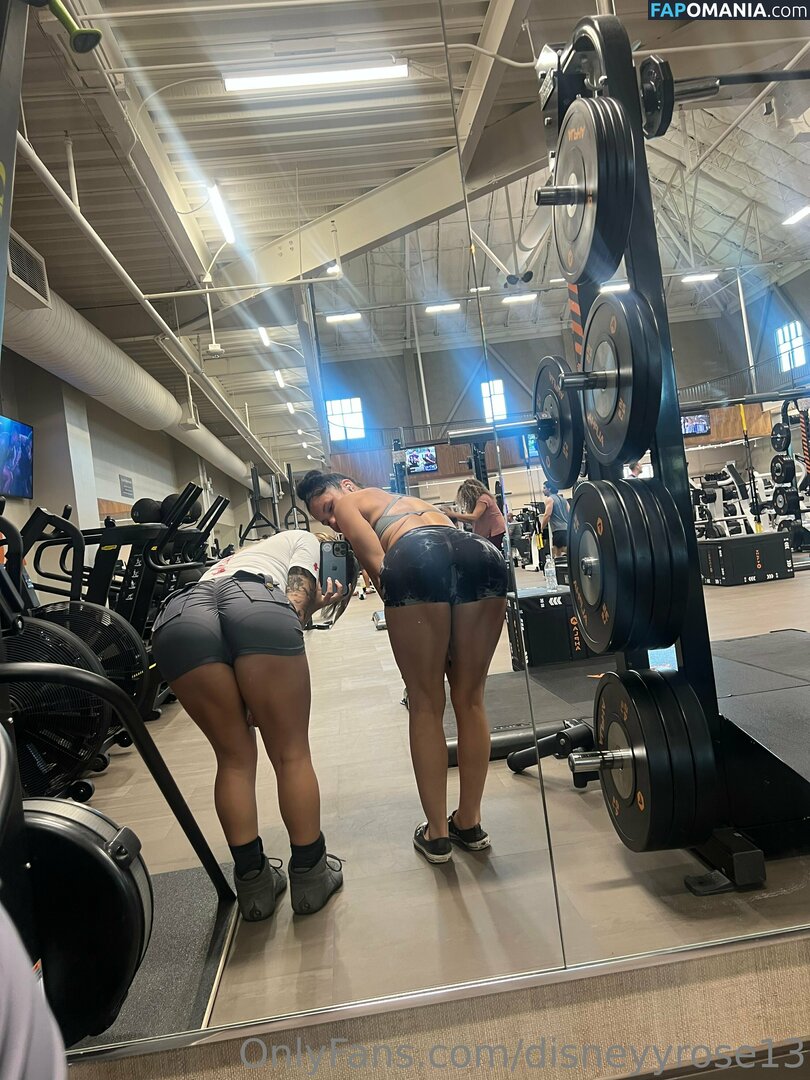 disneyy13rose / disneyyrose13 Desnudo OnlyFans  Foto filtrada #60