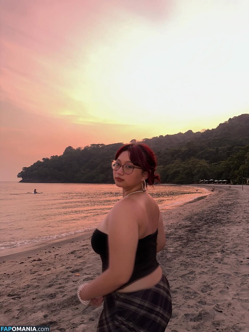 dvmyuna / dvna___dvna Desnudo OnlyFans  Foto filtrada #2