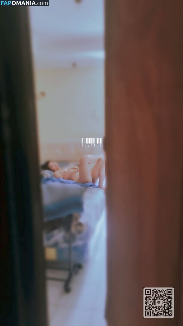 Eby Sarasvati / Eby5lut / EbySarasvati Desnudo OnlyFans  Foto filtrada #20